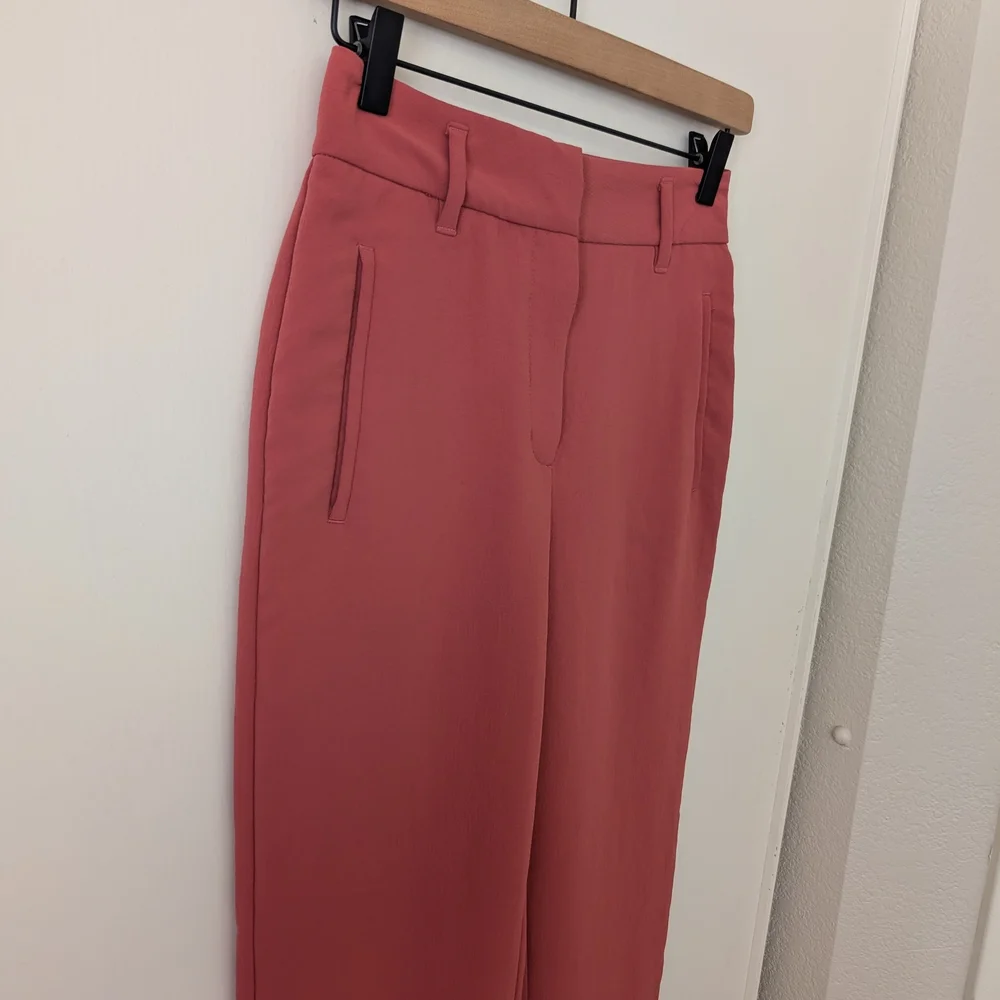 Aritzia Wilfred Womens 0 Pink Crepe Trouser Dress Pants Preppy Academia Classic - Picture 4 of 8